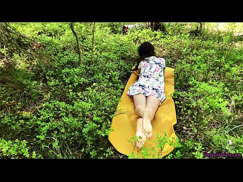 ❤️ 陌生人在Tinder上自慰我的阴部，并在树林里热情地做爱 ❤❌ Fucking video❤