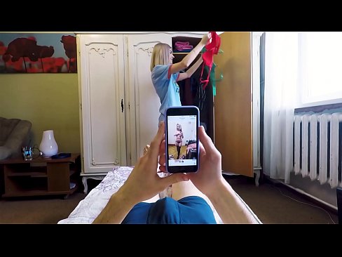 ❤️ 继妹在妈妈回家前让弟弟射精 ❤❌ Fucking video❤